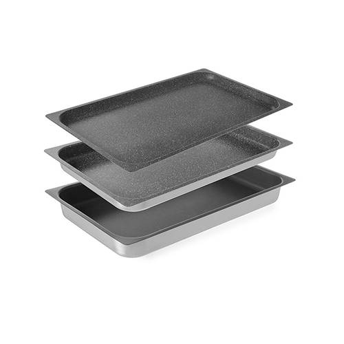 Plateaux de cuisson et rôtissoire
