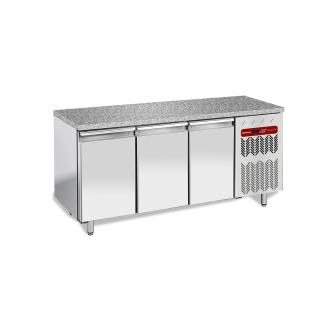 Etabli à pizza - 3 portes - Granit - H 90 x 203 x 80 CM - Moteur droit - Diamant - TP3N/HG-R2 TP3N/HG-R2 €4,081.00 Bancs de travail pour pizzas